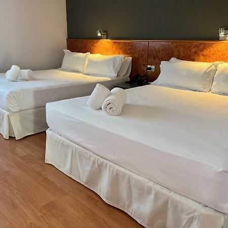 Ap Hotel Madrid Airport Экстерьер фото