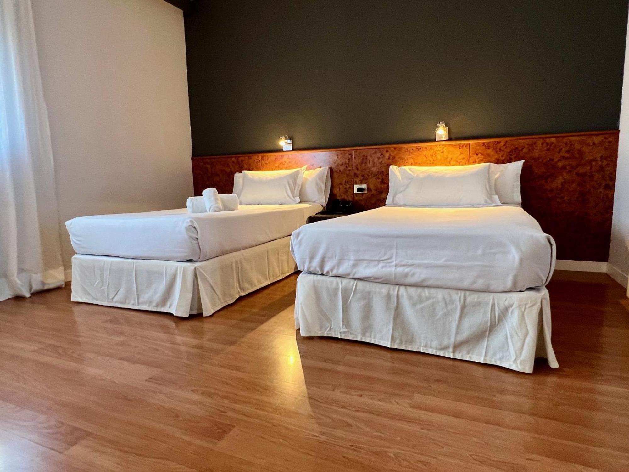 Ap Hotel Madrid Airport Экстерьер фото