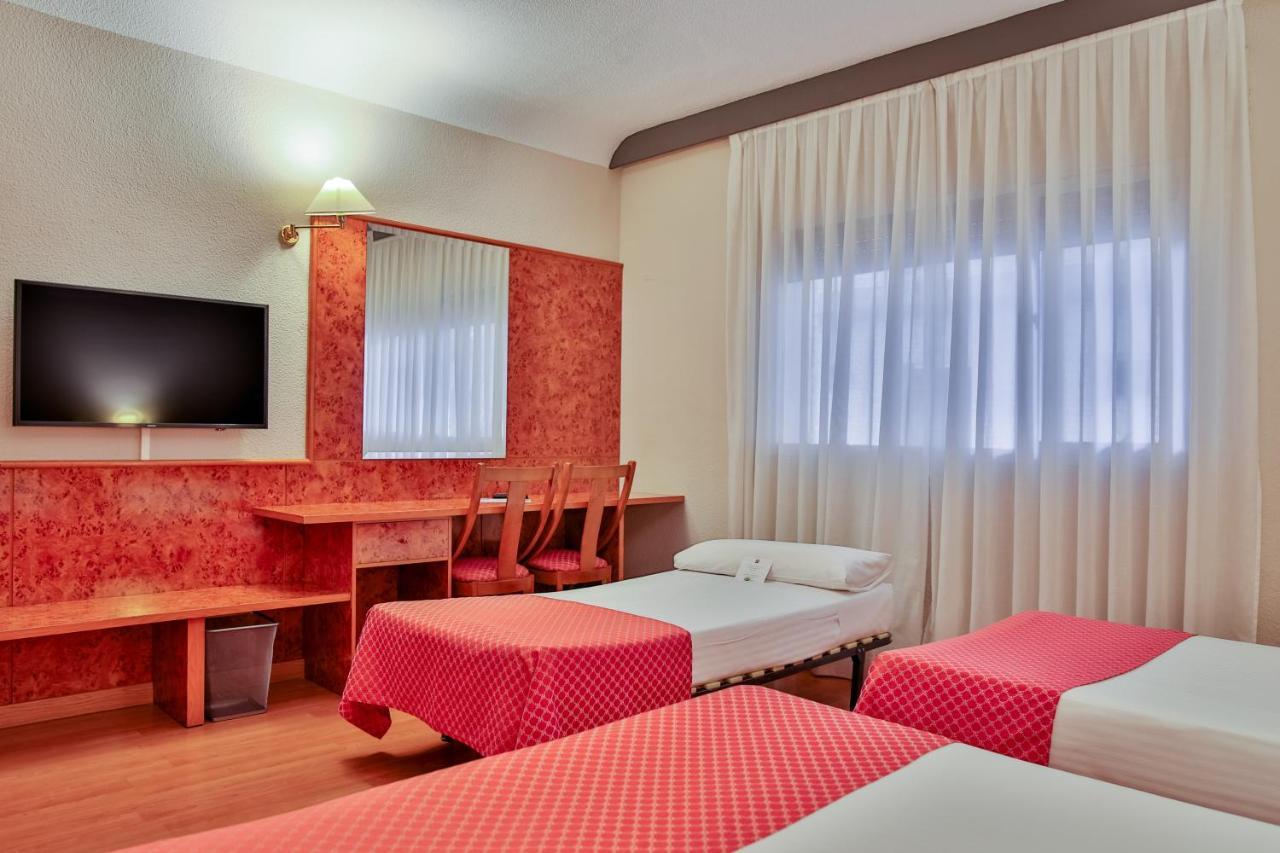 Ap Hotel Madrid Airport Экстерьер фото