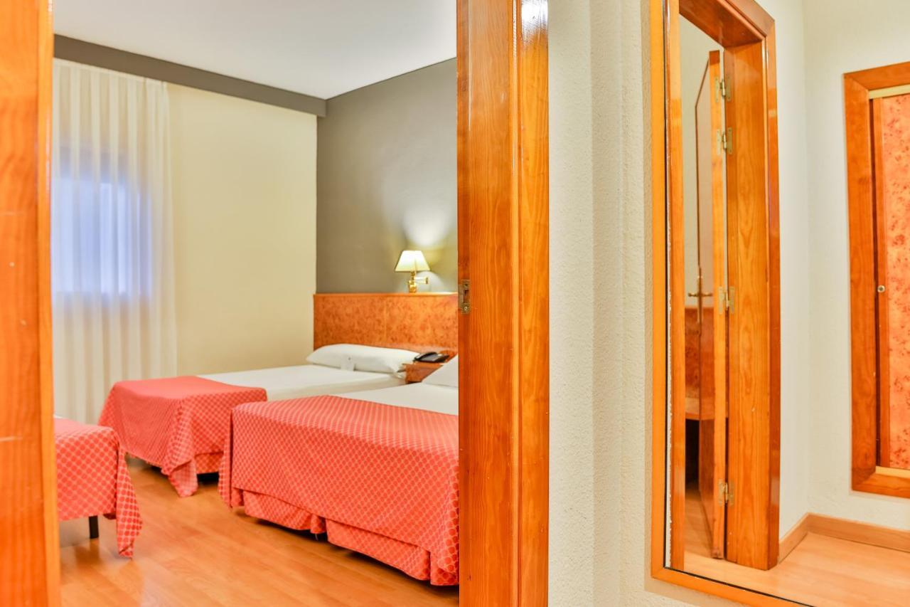 Ap Hotel Madrid Airport Экстерьер фото