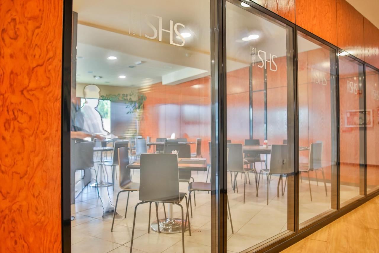 Ap Hotel Madrid Airport Экстерьер фото