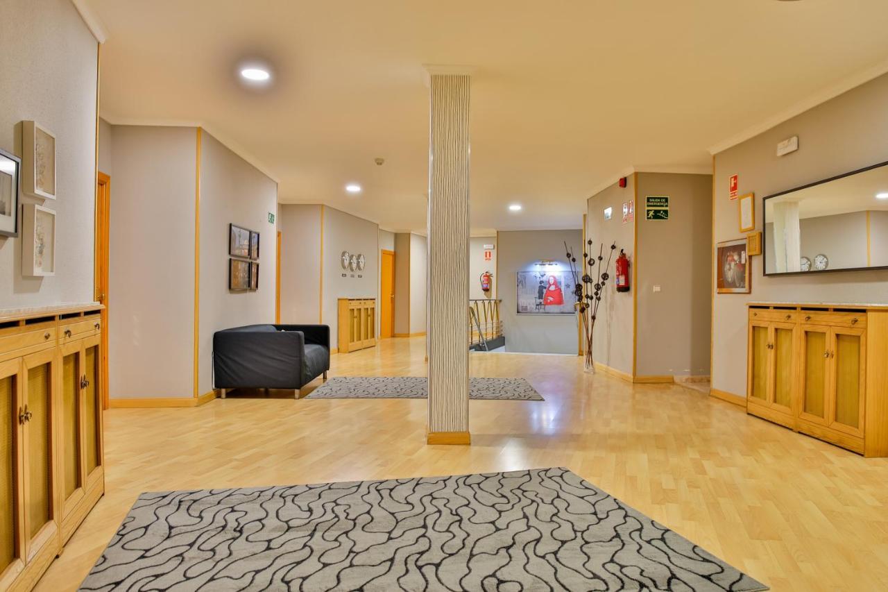 Ap Hotel Madrid Airport Экстерьер фото
